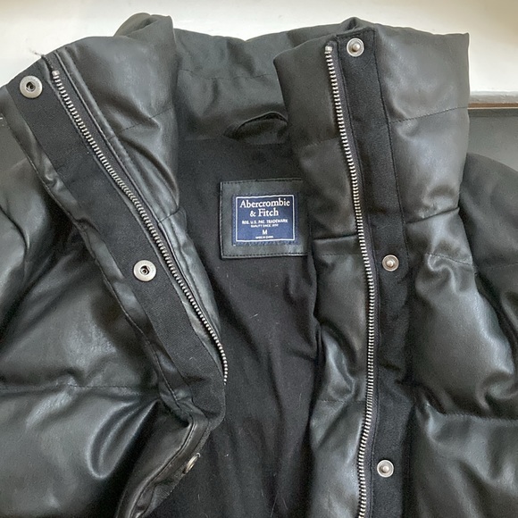 Abercrombie & Fitch Faux leather puffer coat - Picture 2 of 4